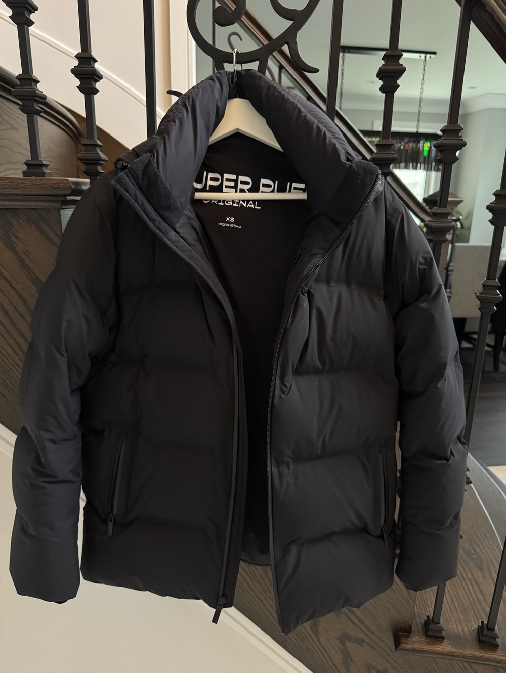 Aritzia Black Quilted Puffer Jacket
